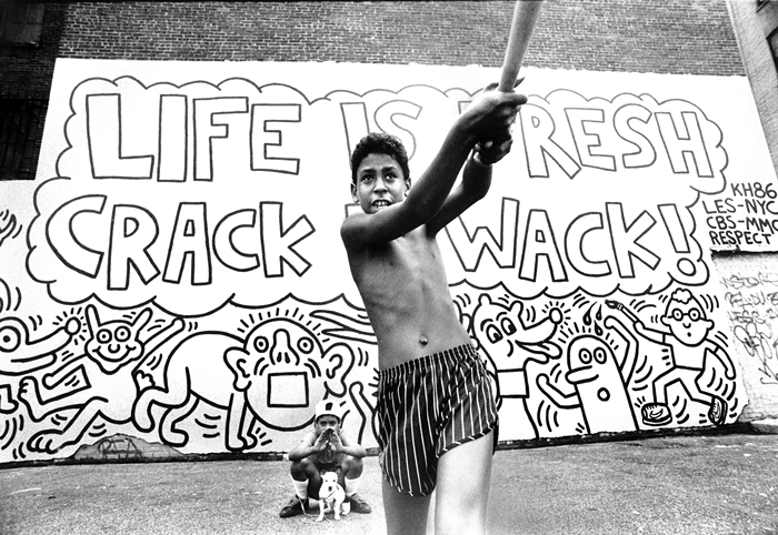 A Broke Manhattan Made Keith Haring a Famous Artist